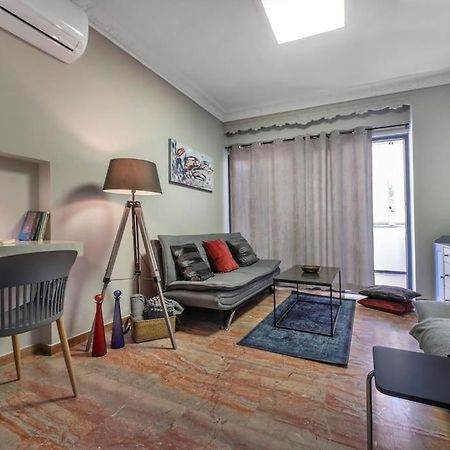 Beautiful Apt In Glyfada Center, Papandreou Street أثينا المظهر الخارجي الصورة