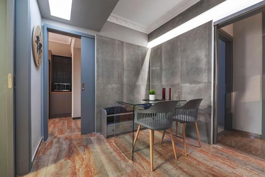 Beautiful Apt In Glyfada Center, Papandreou Street أثينا المظهر الخارجي الصورة